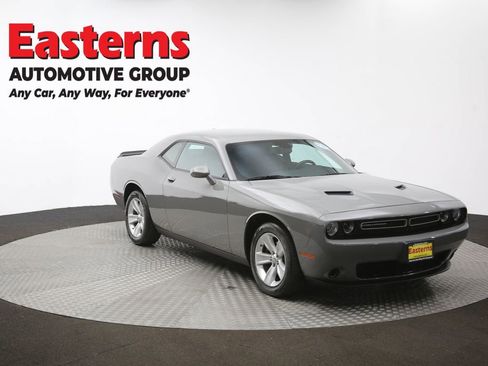 Used 2023 Dodge Challenger SXT image 49
