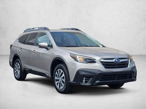 Used 2020 Subaru Outback Premium AWD/4WD image 3