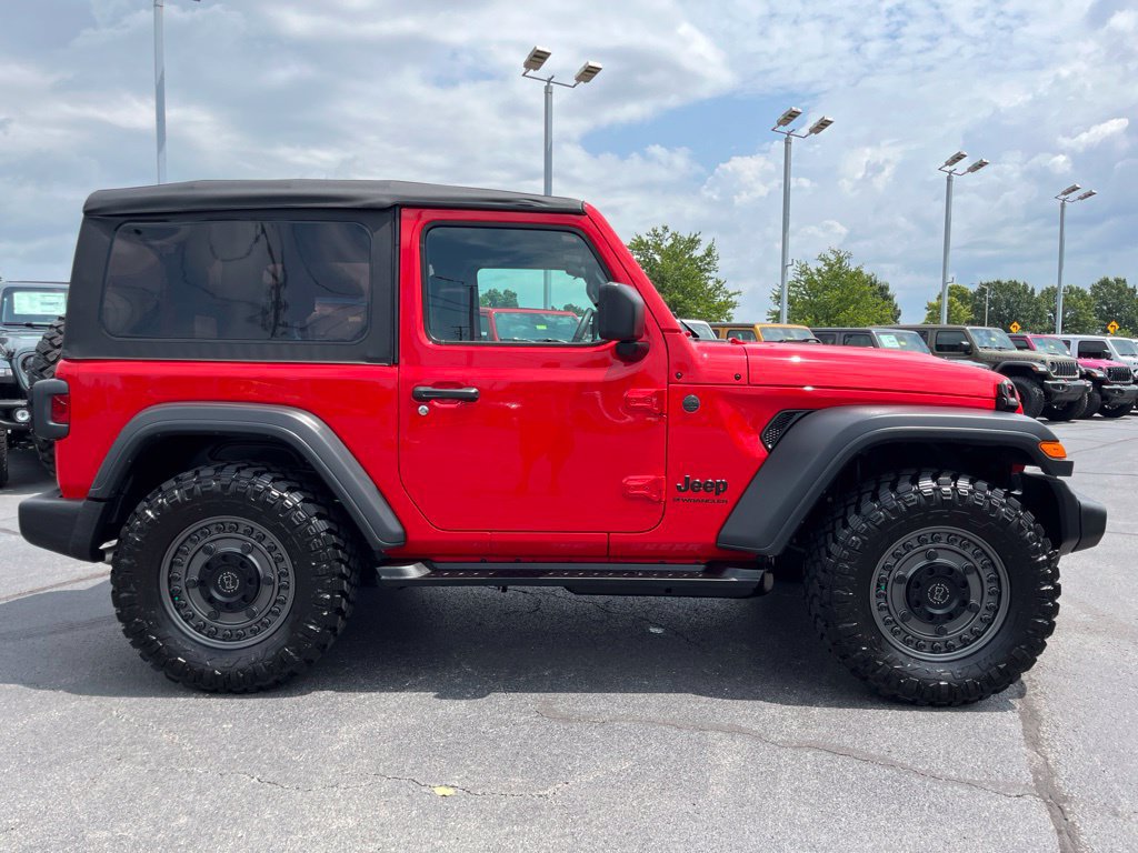Used 2026 Jeep Wrangler Sport AWD/4WD image 46