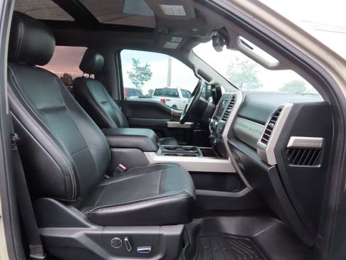 Used 2017 Ford F350 Lariat w/ Lariat Ultimate Package AWD/4WD image 51