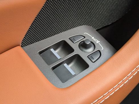 Used 2024 Jaguar F-TYPE R-Dynamic image 21