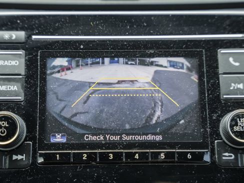 Used 2019 Honda CR-V LX image 34