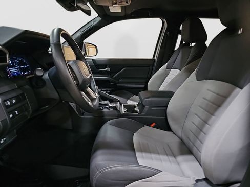 Used 2024 Toyota Tacoma TRD Off-Road image 16