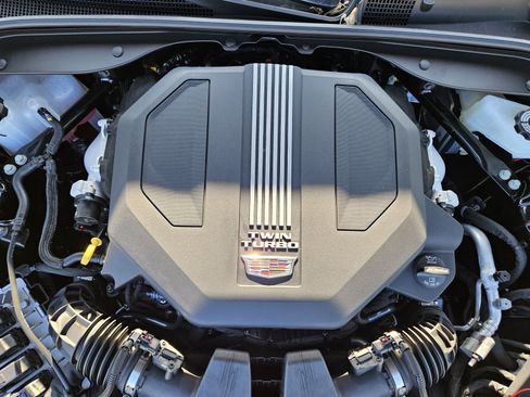 New 2026 Cadillac CT5 V w/ Technology Package RWD image 21