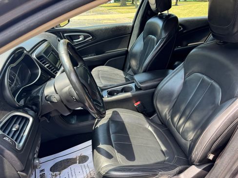 Used 2015 Chrysler 200 C image 23