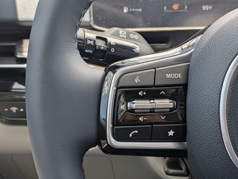New 2026 Kia Carnival SX Prestige FWD image 31