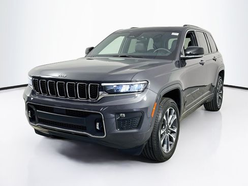 Used 2023 Jeep Grand Cherokee Overland AWD/4WD image 1