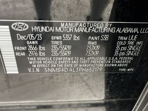 Used 2023 Hyundai Santa Fe Limited AWD/4WD image 31