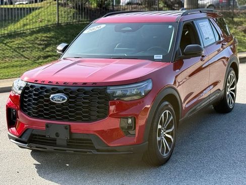 Used 2026 Ford Explorer ST-Line w/ Premium Package RWD image 10