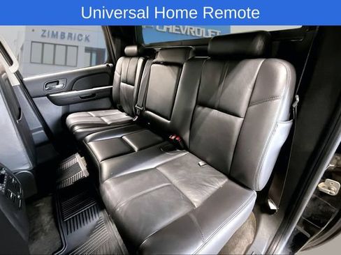 Used 2010 Chevrolet Avalanche LT w/ Luxury Package AWD/4WD image 24