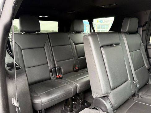 Used 2021 Chevrolet Suburban Z71 AWD/4WD image 28