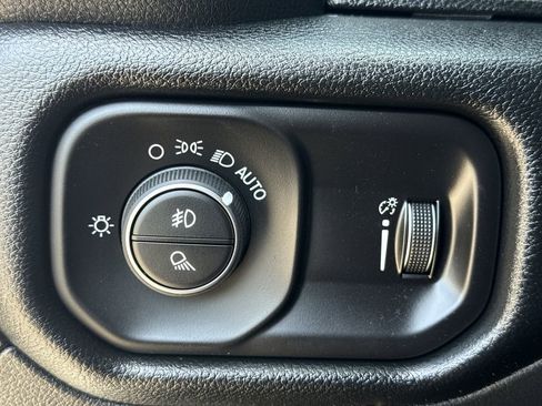 Used 2022 RAM 1500 Big Horn w/ Back Country Package image 27