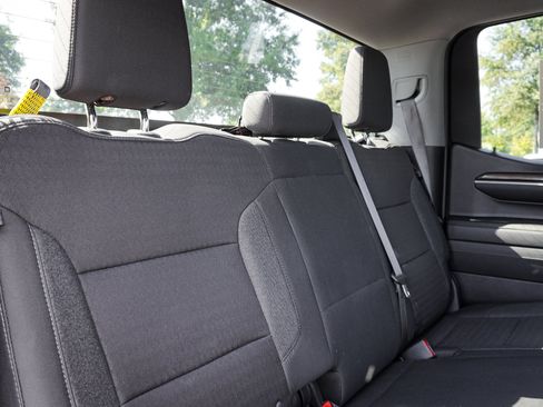 Used 2024 Chevrolet Silverado 1500 RST AWD/4WD image 33