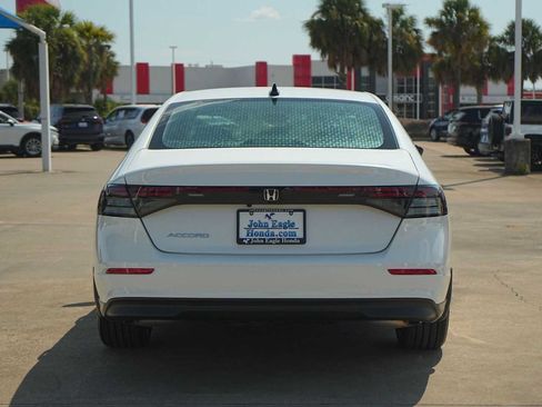 Certified 2026 Honda Accord SE image 5