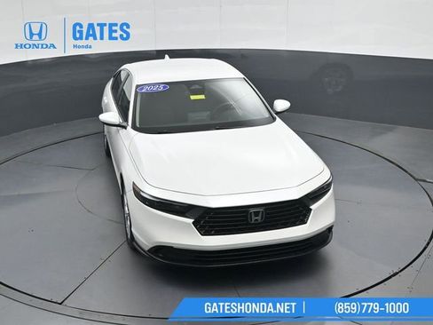 Used 2025 Honda Accord LX image 45