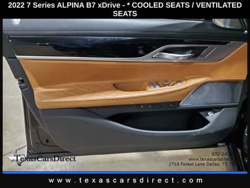 Used 2022 BMW ALPINA B7 xDrive image 8