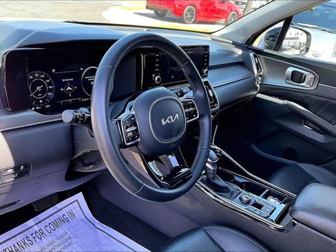 Used 2023 Kia Sorento SX image 11