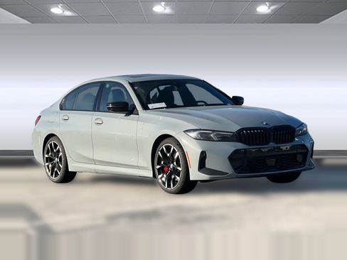 Used 2026 BMW 330i Sedan w/ M Sport Package RWD image 7