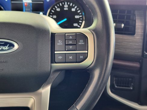 Certified 2023 Ford Expedition Limited image 20