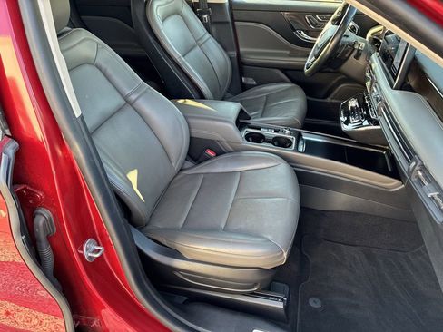 Used 2023 Lincoln Corsair Reserve w/ Equipment Group 201A image 36