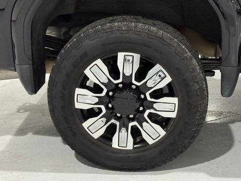 Used 2024 GMC Sierra 2500 Denali w/ Technology Package image 41