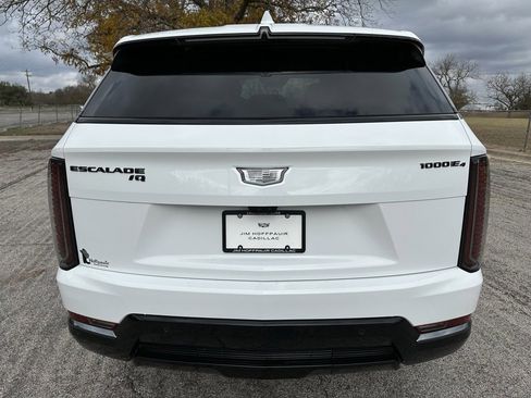 New 2025 Cadillac Escalade IQ Sport 1 w/ LPO, ONYX Package image 11