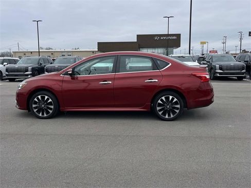 Used 2017 Nissan Sentra SR image 8