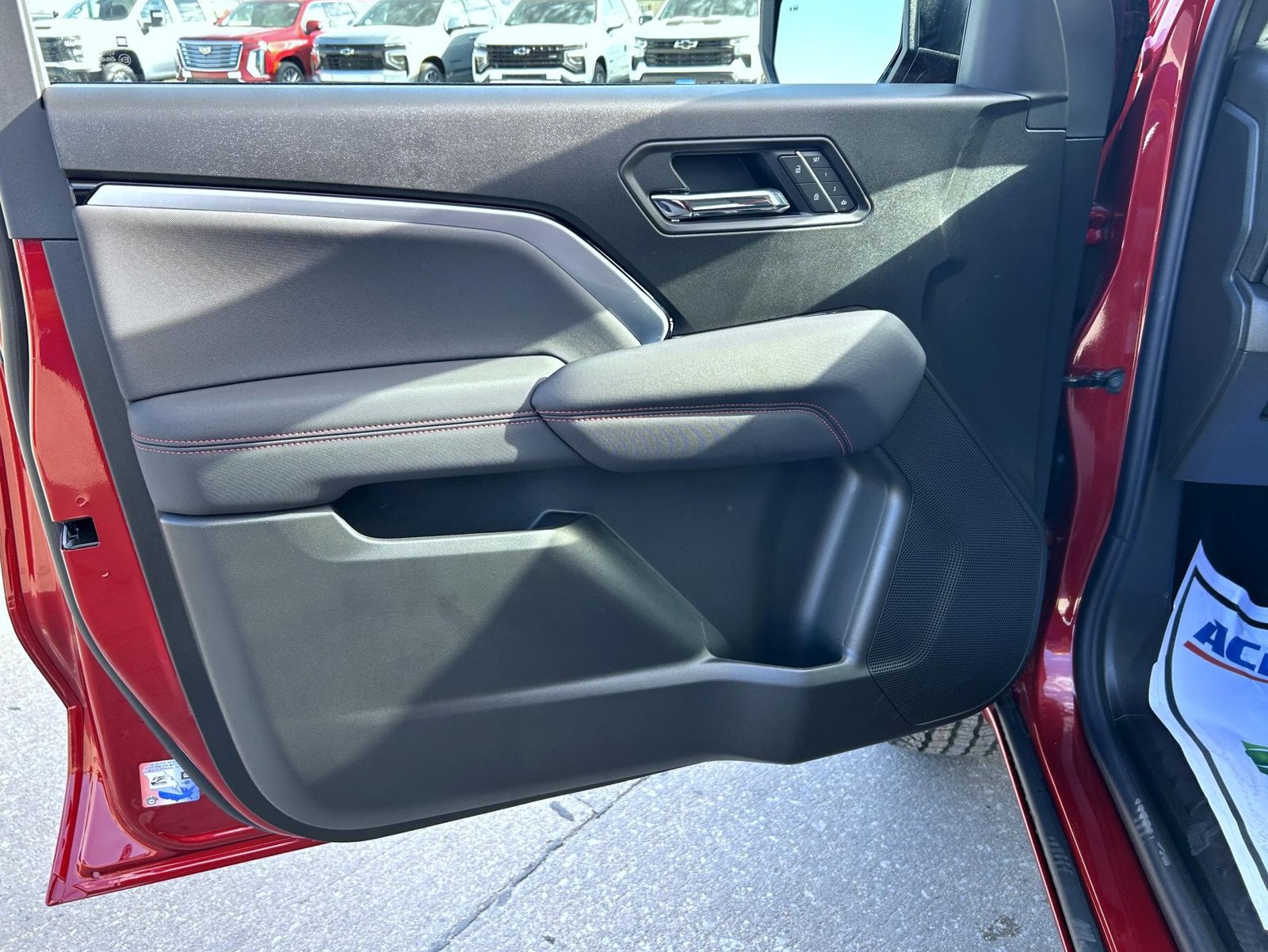New 2026 Chevrolet Colorado Z71 w/ Technology Package AWD/4WD image 9