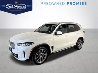 Used 2025 BMW X5 xDrive50e video 1