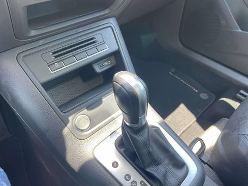 Used 2017 Volkswagen Tiguan Wolfsburg Edition FWD image 30