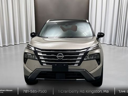 Certified 2025 Nissan Rogue SL w/ SL Premium Package image 2