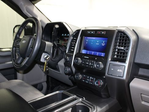 Used 2020 Ford F150 XLT w/ Equipment Group 302A Luxury AWD/4WD image 37