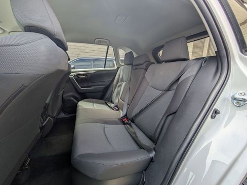 Used 2025 Toyota RAV4 XLE image 29