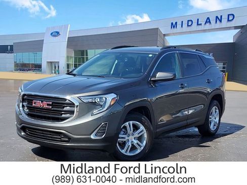 Used 2021 GMC Terrain SLE w/ Driver Convenience Package AWD/4WD image 1