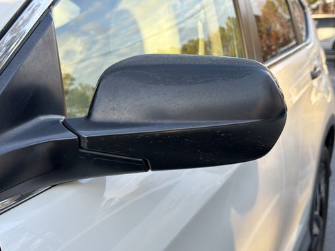 Used 2016 Honda CR-V SE image 9