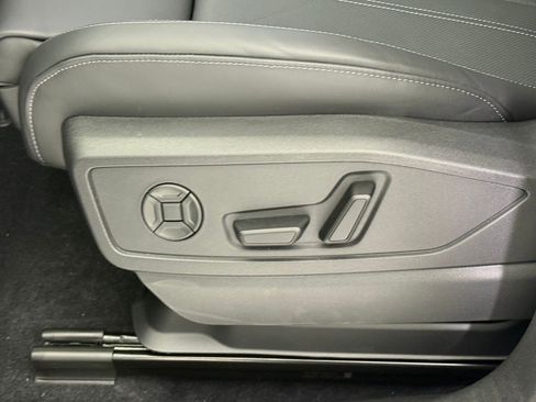 New 2025 Audi Q5 Premium Plus image 15