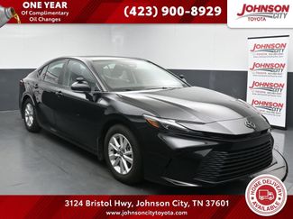 Used 2025 Toyota Camry LE video 1