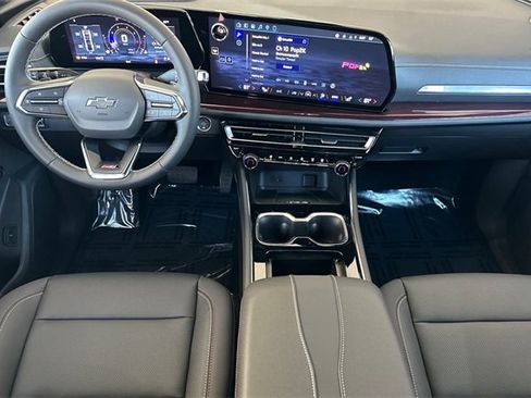 New 2026 Chevrolet Traverse Z71 image 18