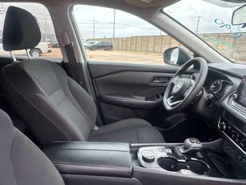 Used 2024 Nissan Rogue S AWD/4WD image 30