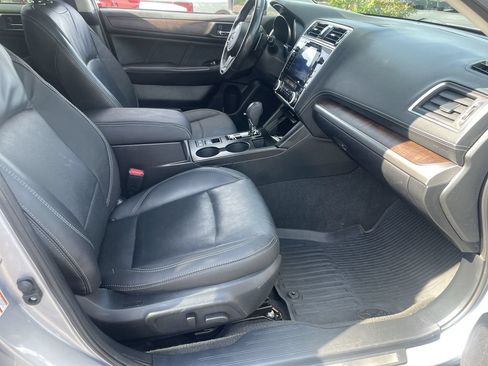 Used 2019 Subaru Outback 2.5i Limited AWD/4WD image 33