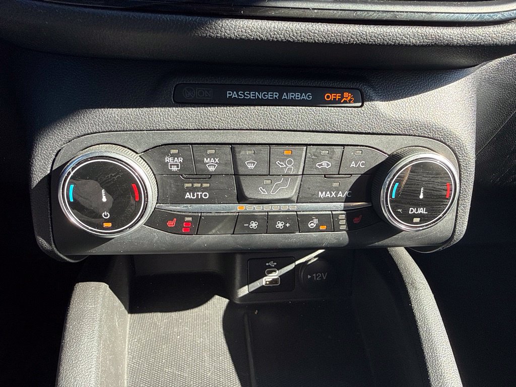 Used 2025 Ford Escape ST-Line Select AWD/4WD image 16