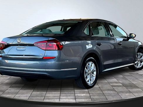 Used 2018 Volkswagen Passat 2.0T S w/ Driver Assistance Package image 6