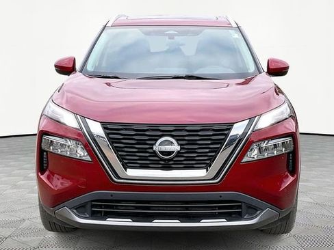 Used 2023 Nissan Rogue SL w/ SL Premium Package image 2