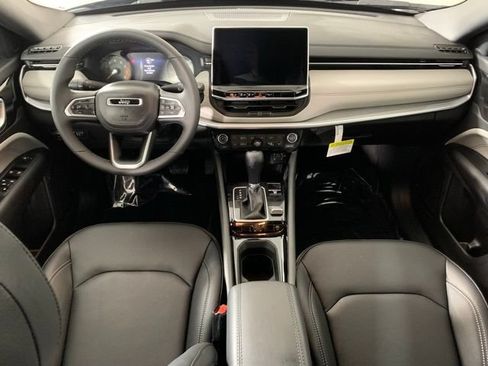 New 2026 Jeep Compass Limited AWD/4WD image 10