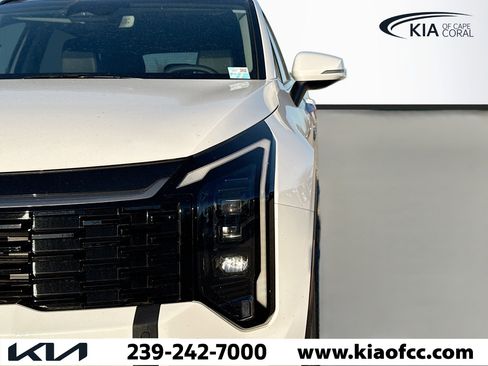 New 2026 Kia Sportage EX image 9