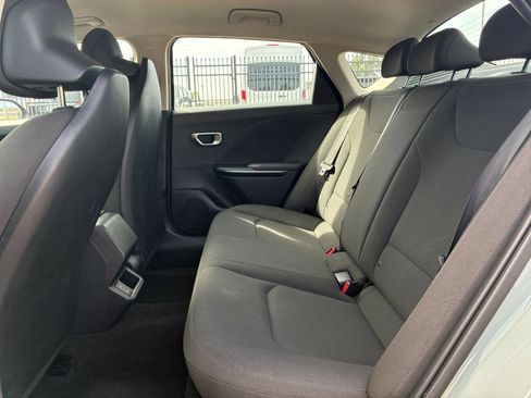 Used 2026 Kia K4 FWD image 22