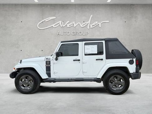 Used 2017 Jeep Wrangler Unlimited Sport image 13