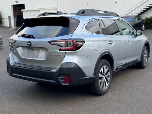 Used 2021 Subaru Outback Premium w/ Popular Package #1 AWD/4WD image 2