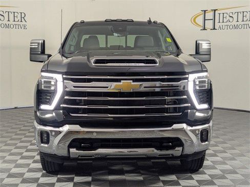 Certified 2024 Chevrolet Silverado 3500 LTZ w/ LTZ Plus Package image 3