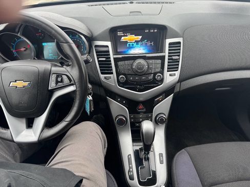 Used 2013 Chevrolet Cruze LT w/ Technology Package image 15